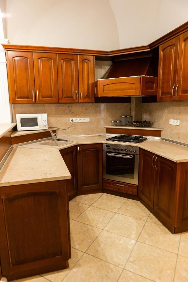 Luxury Downtown 3 Bedroom Apartment By Synagoge With Beautiful View บูดาเปสต์ ภายนอก รูปภาพ
