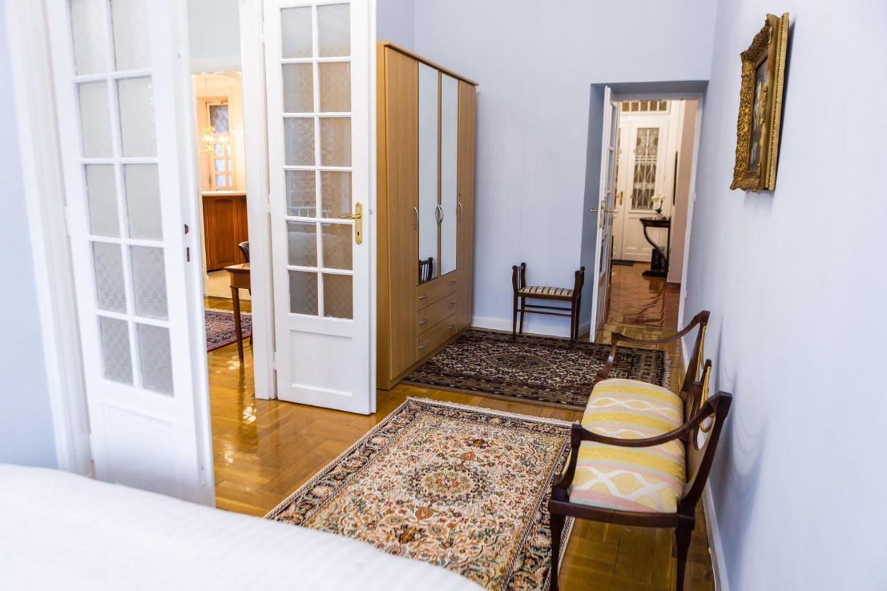 Luxury Downtown 3 Bedroom Apartment By Synagoge With Beautiful View บูดาเปสต์ ภายนอก รูปภาพ