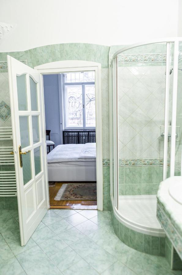 Luxury Downtown 3 Bedroom Apartment By Synagoge With Beautiful View บูดาเปสต์ ภายนอก รูปภาพ