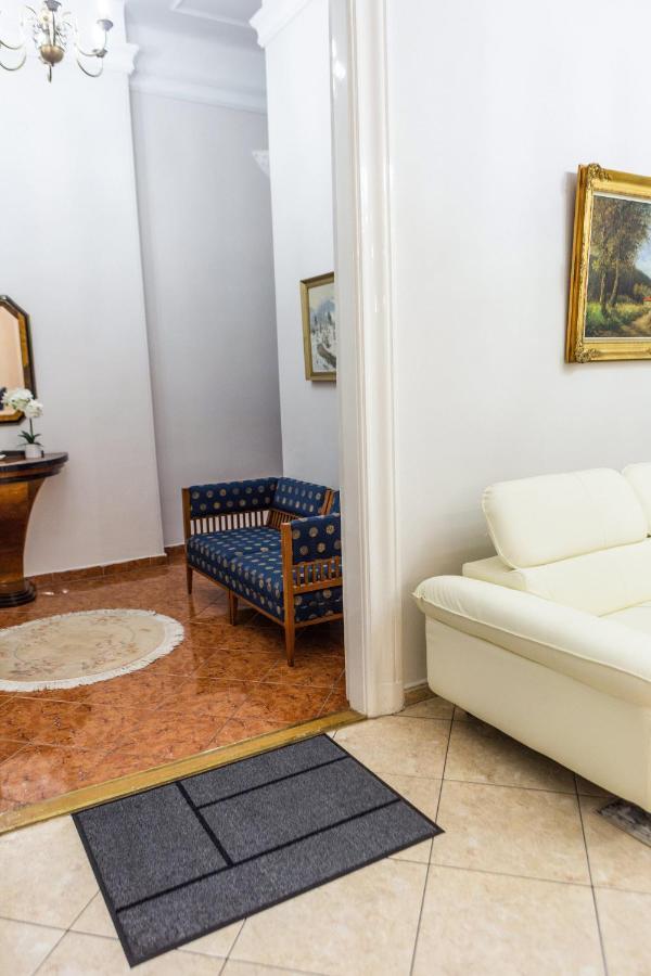 Luxury Downtown 3 Bedroom Apartment By Synagoge With Beautiful View บูดาเปสต์ ภายนอก รูปภาพ